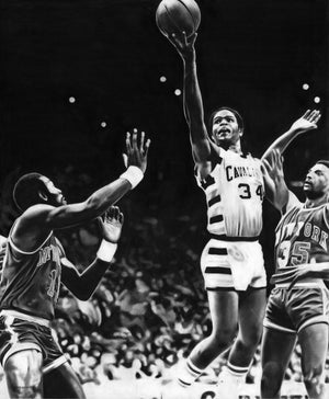 Austin Carr